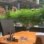 کافه رستوران میامی