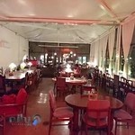 کافه کتاب وارطان