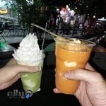 بستنی و آب میوه بابا طاهر