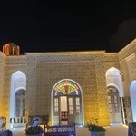 رستوران سنتی آقا بابا
