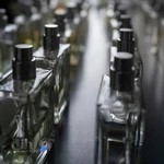 Nami Sanati's Perfume Boutique - بوتیک عطر نامی صنعتی