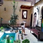 اقامتگاه بومگردی یادمان