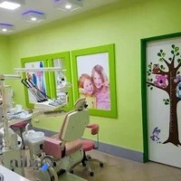 کلنیک دندانپزشکی سروش سلامت