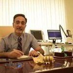 دکتر فرهاد عادل منش