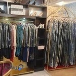 مزون سارادندی (فروش لباسهای آماده ترک )(اجاره نداریم)