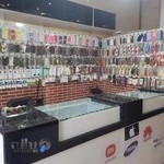 اپل استور آدریان