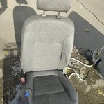 مبل شویی و صفر شویی داخل اتومبیل فرهنگیان نوجامه