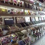 شیرینی و آجیل آنا