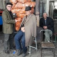 میدان بزرگ میوه و تره بار تبریز-بارفروشی زیتون(احمد کاظمی رشید)