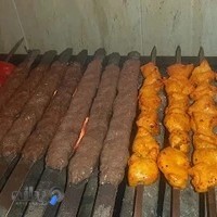 غذا خوری مهدی