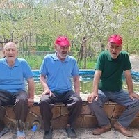 مرکز خیریه سالمندان توحید گلمکان(نگهداری از سالمندان مجهول الهویه ، بی سپرست و بد سرپرست