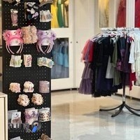 مزون ماه تابان