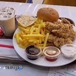 کافه بستنی تسنیم