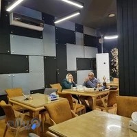 رستوران و بیرون بر کته و کاسه کباب سنتی آنا جان