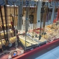 خرازی لوازم ارایشی بهداشتی پوشاک اسباب بازی بدلیجات‌کهنسال