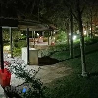 رستوران زمرد