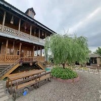 اقامتگاه بومگردی عمارت گیلان تاج