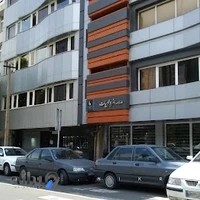 مدرسه هنر و ادبیات