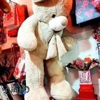 عروسک و کادوئی رسپینا