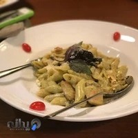 کافه بی نام