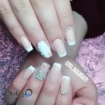 ناخنکده عذرا