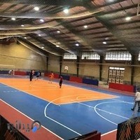 ورزشگاه شهداى دركه