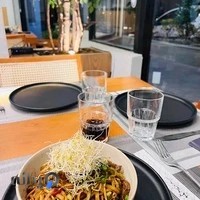 رستوران آسیایی لاکارا