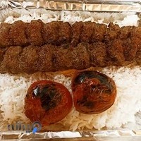 تهیه غذای بیرون بر حاتم