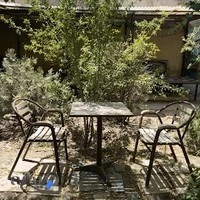 باغ رستوران ظهور