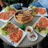 کافه صبحانه‌ ماهینا