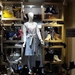 گالری کیف و کفش فرند