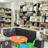 کتابفروشی آقای مطالعه