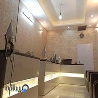 املاک آویژه