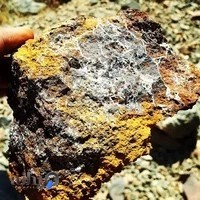 آزمایشگاه فوق تخصصی آنالیز طلای زرسنج آرین سپاهان زر سنج