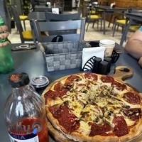 پیتزا را شعبه خانه اصفهان