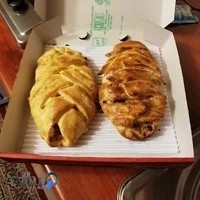 پیتزا گلدمام