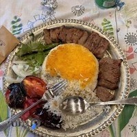 باغ رستوران پارسیان