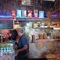 قهوه‌خانه و غذاخوری حامد