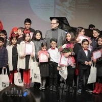 انستیتو پیانو دکتر پویان آزاده