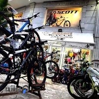 فروشگاه دوچرخه و موتور بازاری