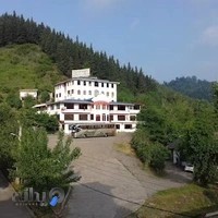 هتل و تالار لیوادر