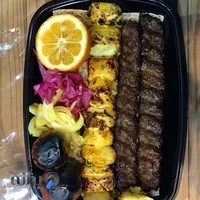 رستوران غذای بیرون بر تبرک