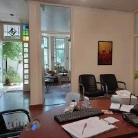 مدیریت والاتبار موسسه و آموزشگاه زبان (آلمانی، انگلیسی، ترکی، اسپانیایی، فرانسه، ...) شکوه فرهنگ