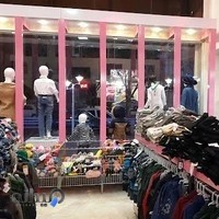 مرکز خرید پوشاک آلاشت