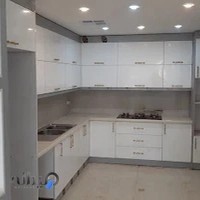 کابینت چوب سرخ