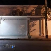 غذای بیرون بر ژوبین