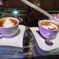 کافی شاپ یادین