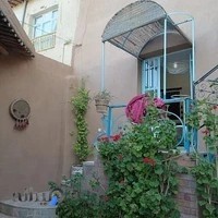 اقامتگاه بومگردي زران