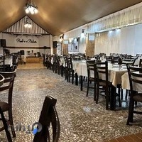 کافه رستوران روشن بهار