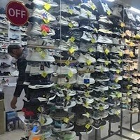 پوشاک ورزشی کنــزاسپــرت